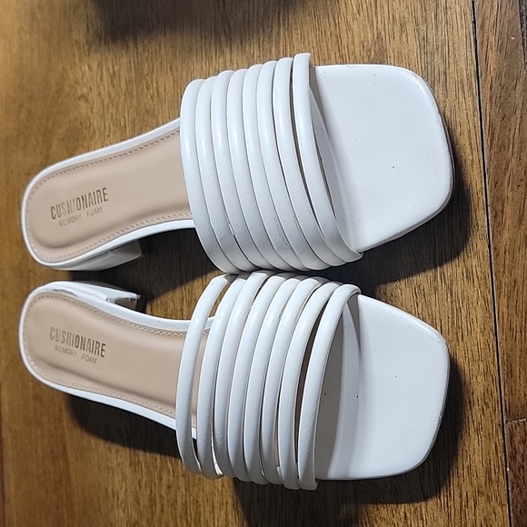 Cushionaire Flats - Picture 4 of 4